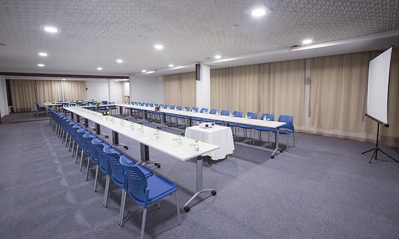 El Oumnia Puerto & Spa Ταγγέρη Εξωτερικό φωτογραφία